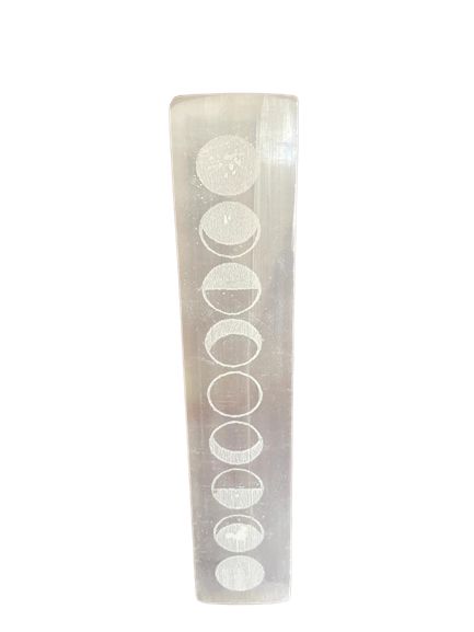 Plaque en selenite avec phases lunaires pour developper intuition accompagner transformation et cycles naturels