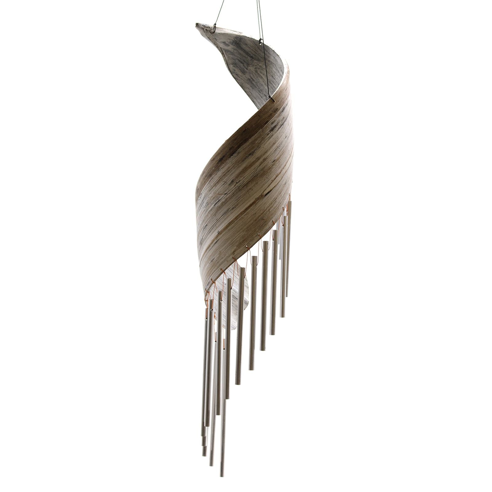 Carillon en feuille de coco whitewash fait main à Bali, décoration naturelle zen pour intérieur et extérieur