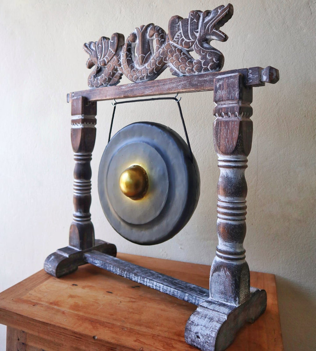 gong noir 25 cm utilisé en décoration intérieure, ambiance apaisante et méditative