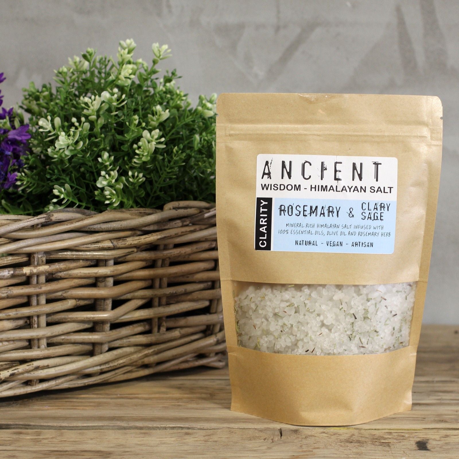 Sel de bain Himalaya pour clarté mentale et concentration avec plantes aromatiques et huiles essentielles