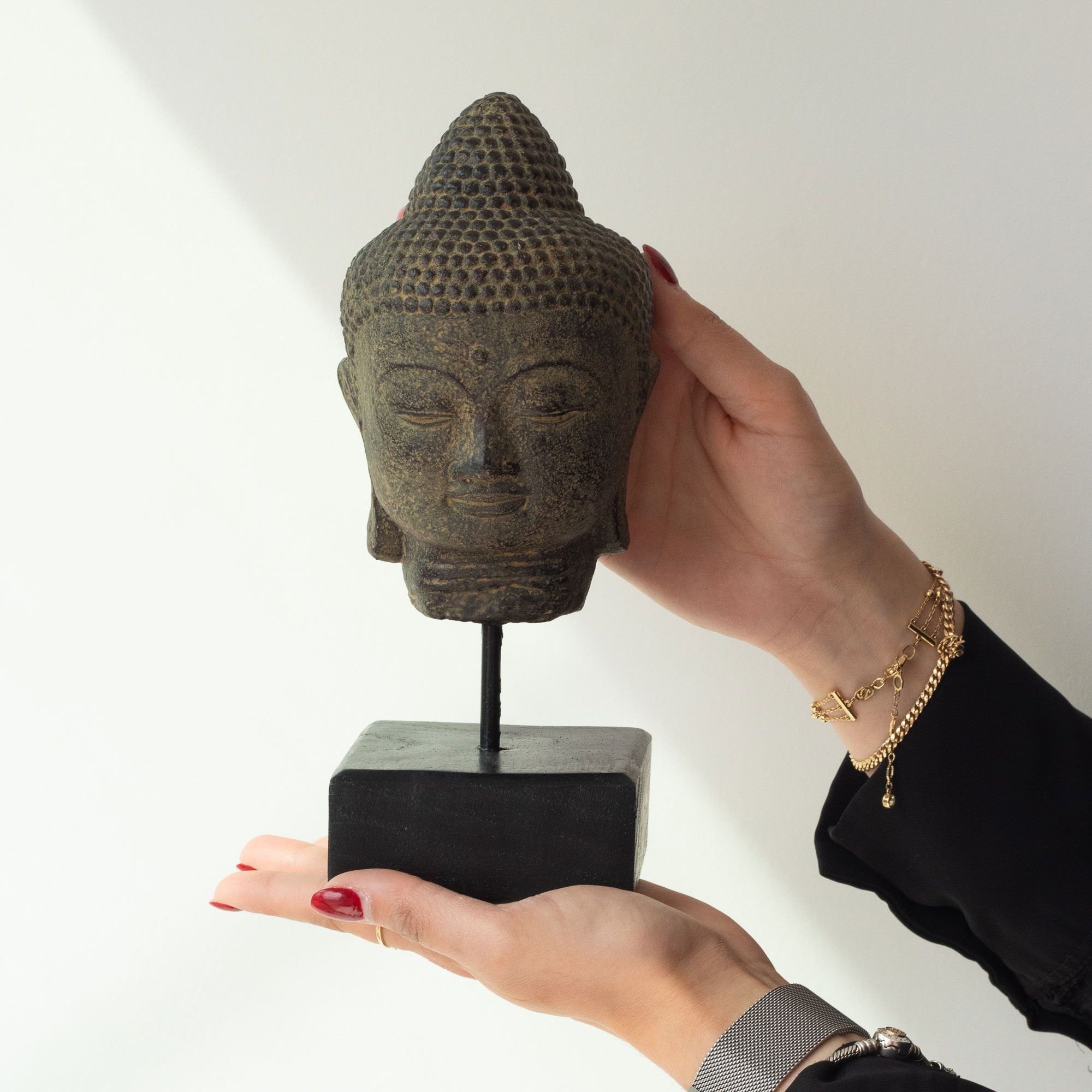 statue bouddha foncee taille reelle decoration meditation