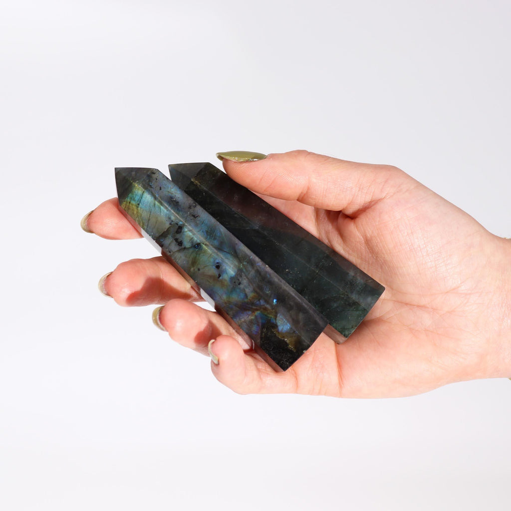Point de Labradorite de Madagascar | Éclat Naturel & Sérénité