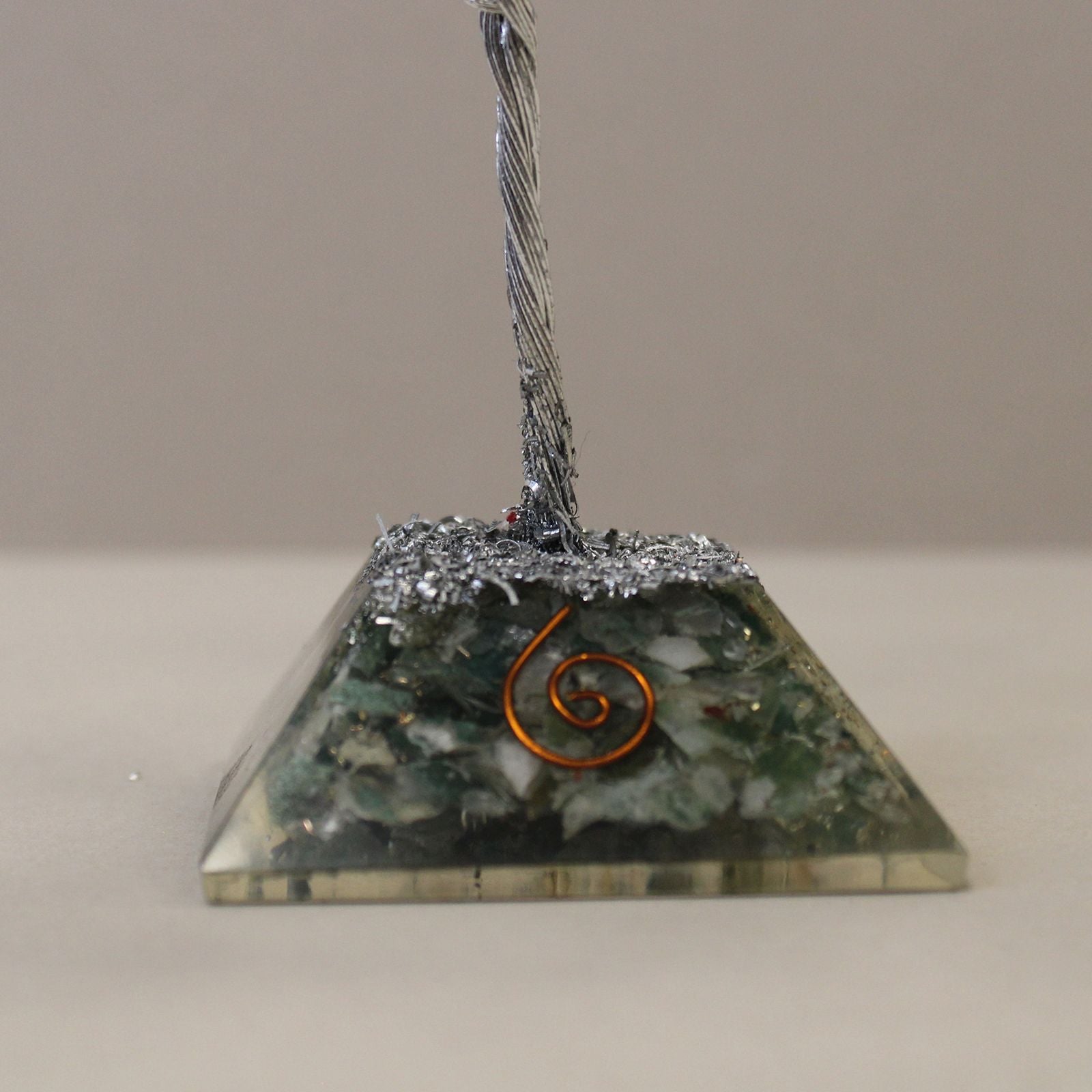 Arbre de Pierres Agate Mousse & Orgonite | Décoration Zen 80 Pierres