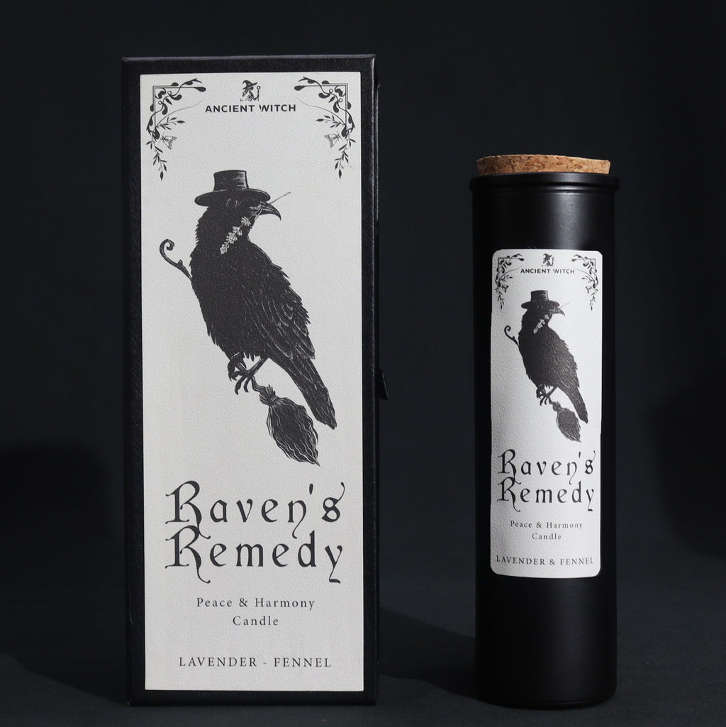 Bougie rituelle apaisement et guérison Raven's Remedy ambiance mystique avec coffret noir