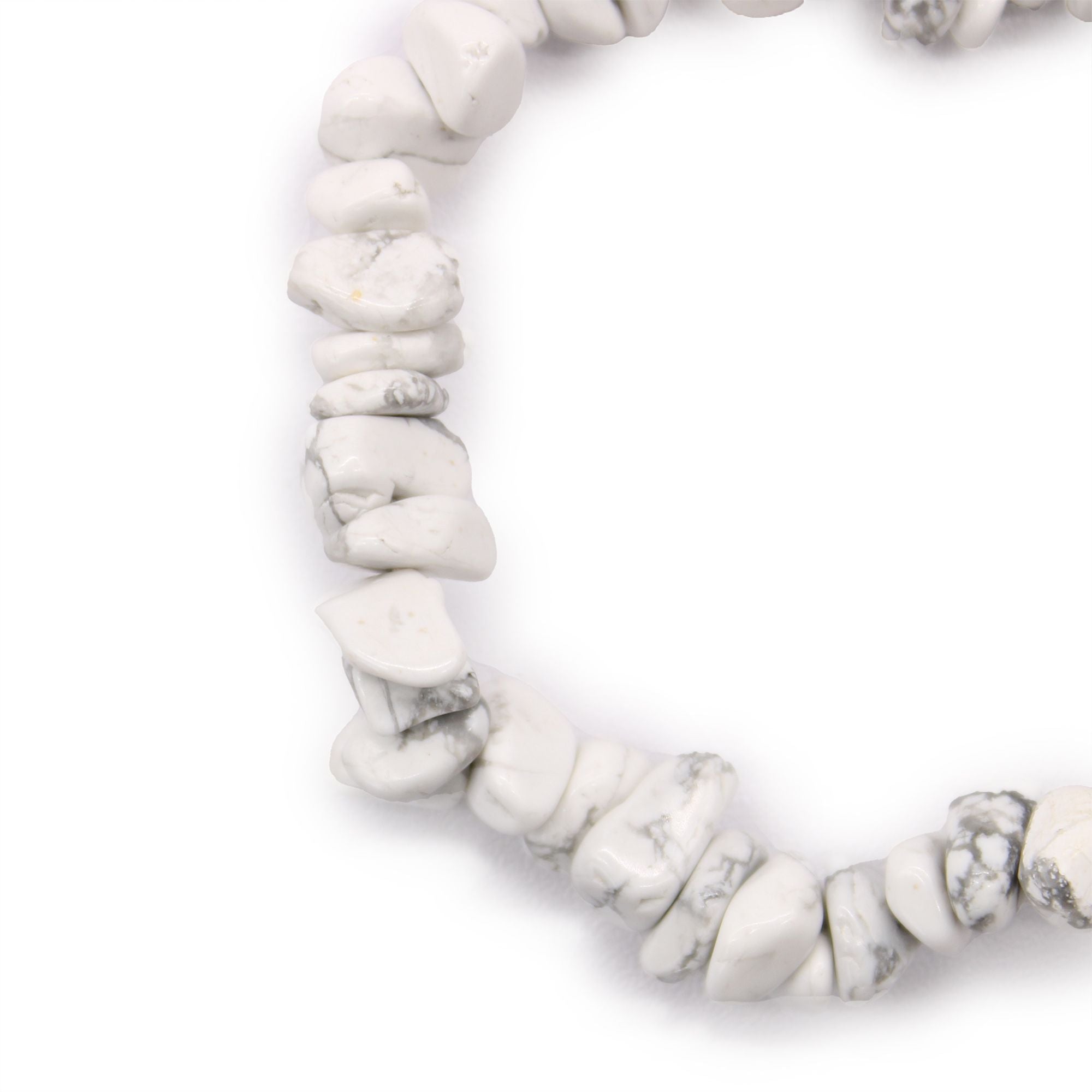 Détail bracelet jaspe blanc en pierres naturelles, texture et couleurs des pierres