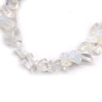 Détail bracelet opalite en pierres naturelles, texture et couleurs des pierres