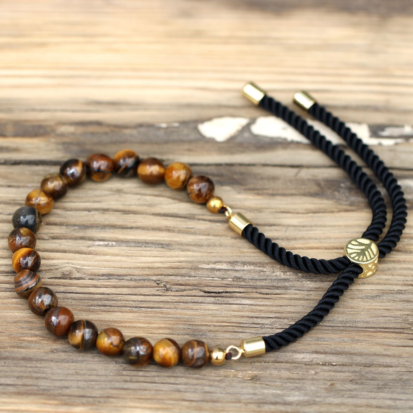 Bracelet en pierre naturelle oeil de tigre ajustable avec cordon noir et perles marron
