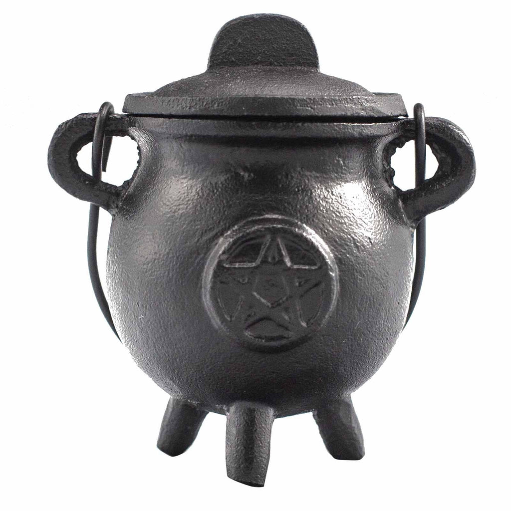 Chaudron rituel en fonte avec symbole pentagramme, utilisé pour intuition, harmonie et rituels lunaires