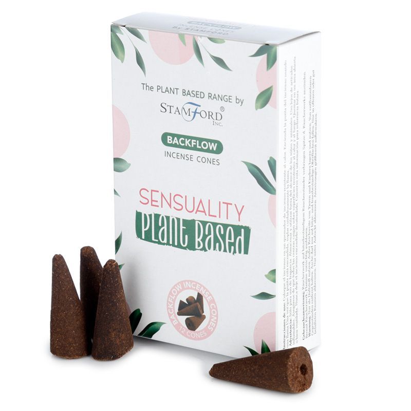 Boite de cones d encens backflow naturels senteur sensualite avec cones marron poses devant packaging blanc vegetal