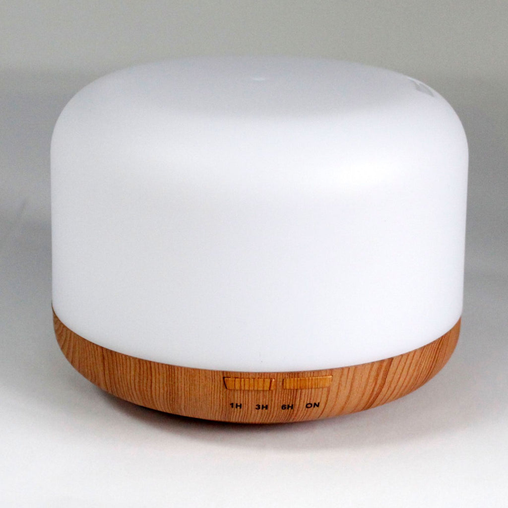 Diffuseur d’huiles essentielles Aarhus avec base effet bois et éclairage LED apaisant