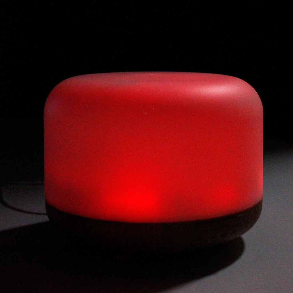 Diffuseur Aarhus avec lumière LED rouge créant une atmosphère chaleureuse