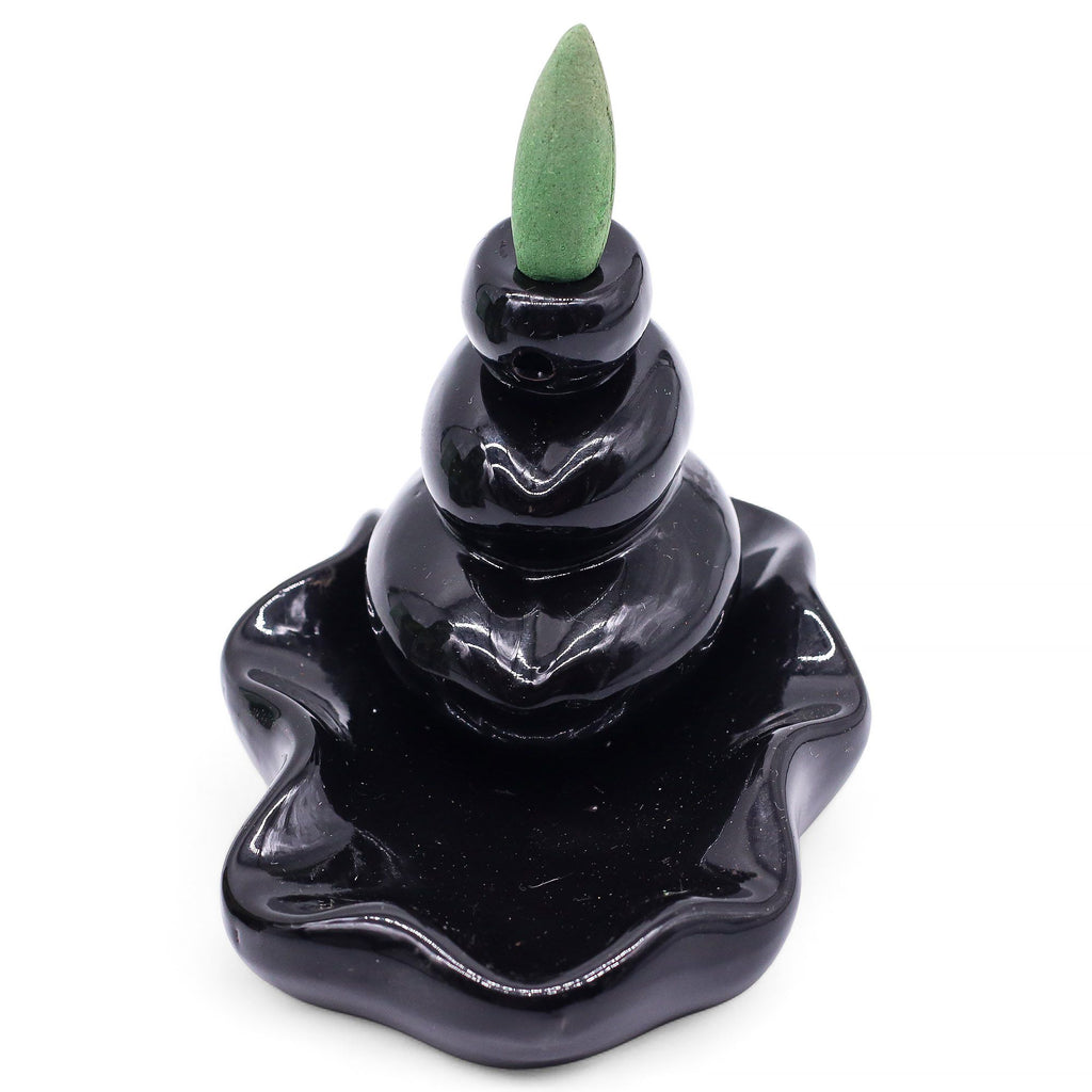brûleur d’encens backflow aromatika avec cône forêt tropicale créant une cascade de fumée relaxante