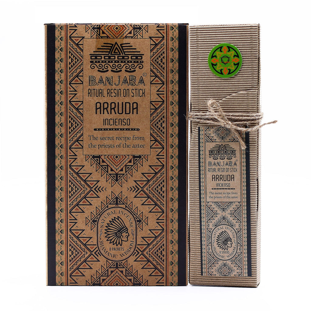 Boîte d'encens résine sur bâton Arruda Banjara avec packaging artisanal décoré de motifs éthniques