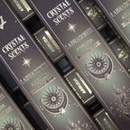 Boîtes encens smudge cristal labradorite arruda empilées avec design noir et motifs lune et étoiles