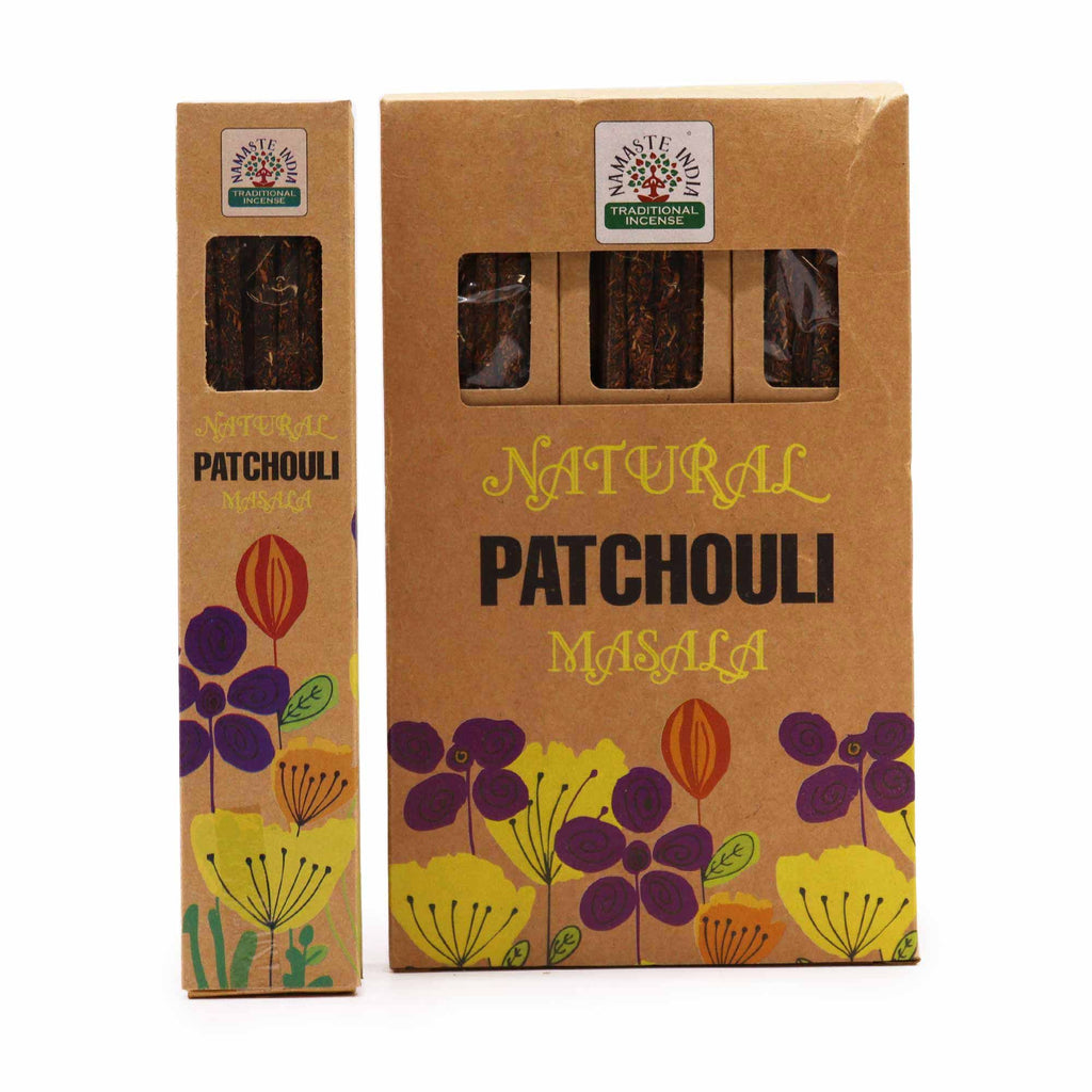 Boîte d’encens Botanical Masala patchouli avec étui et design floral sur fond blanc