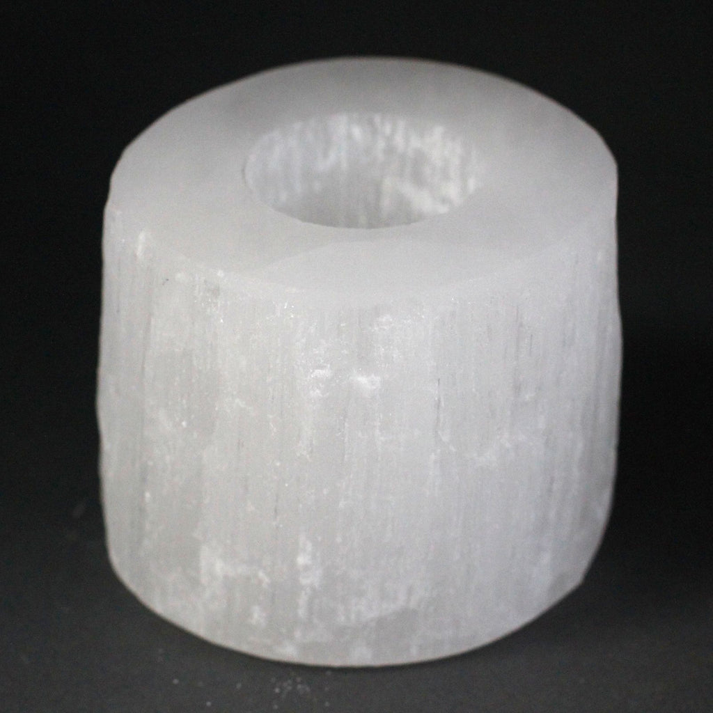 Photophore selenite cylindre en pierre naturelle translucide avec finition lisse et elegante